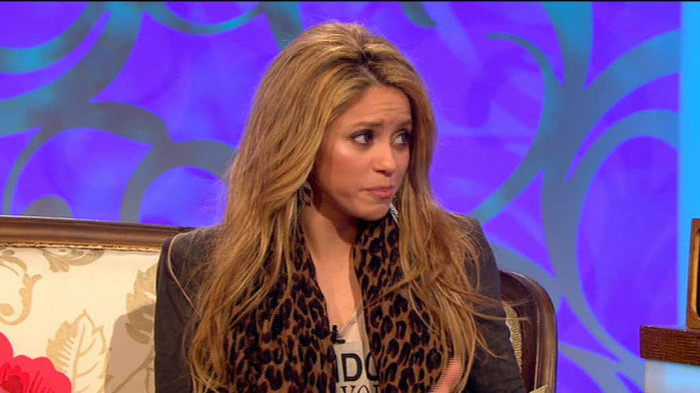 Shakira (56)