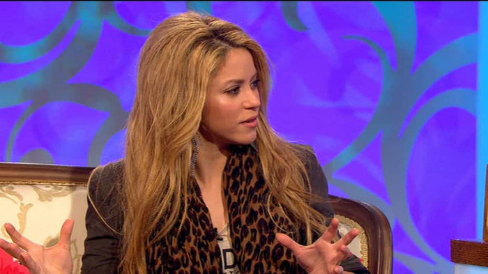 Shakira (74)
