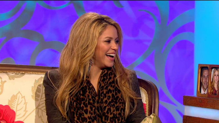 Shakira (90)