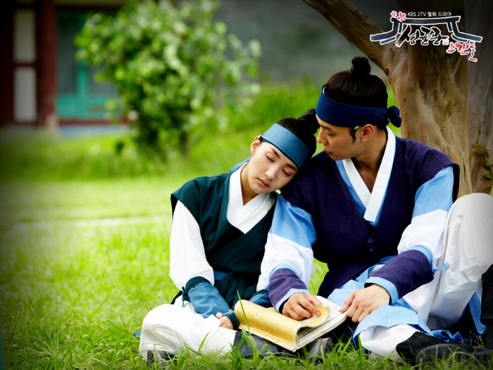 Sungkyunkwan-Scandal-Official-Wallpaper-Micky-Yoochun-and-Park-Min-Young