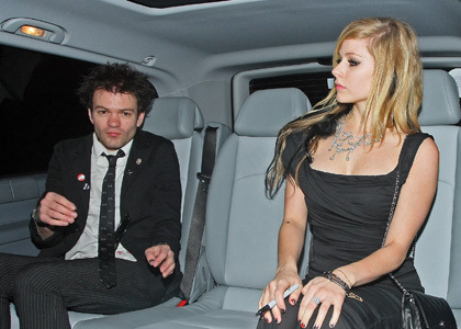 avril-deryck-alice-together