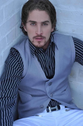 9bagz7 - Jonathan Islas