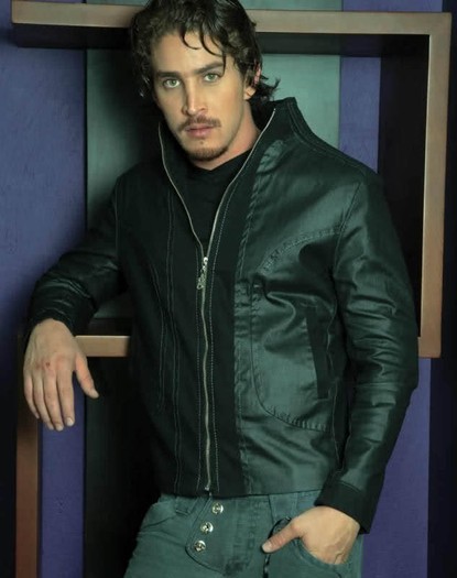 24172iw - Jonathan Islas