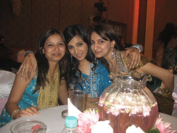 229299_100613500028753_100002403090932_2288_4651075_n - xxShilpa Anandxx