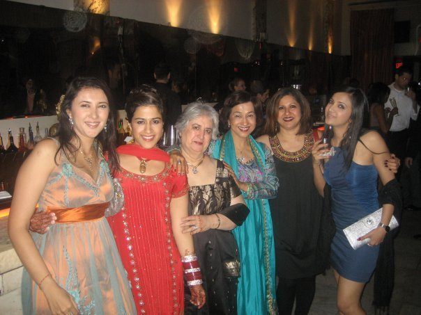 230764_101988413224595_100002403090932_13816_5237167_n - xxShilpa Anandxx