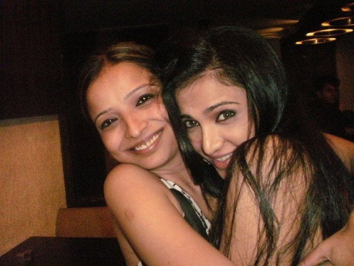 248324_110909448999158_100002403090932_107283_7672767_n - xxShilpa Anandxx