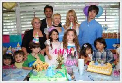 images (72) - Jorge Luis Pila