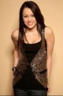 UGYXNKTVFKEJLVESWLY - club miley