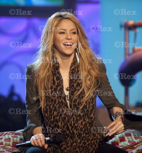 Shakira (38)