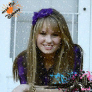 40930646_RRTHTRHVS - debby-by-ryan