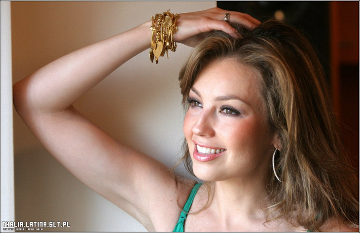 Thalia - Poze cu Thalia de la o prietena speciala-anamarianedelcu
