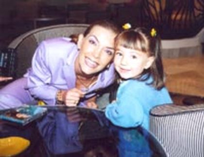 lauraandmaria5sp - Laura Flores