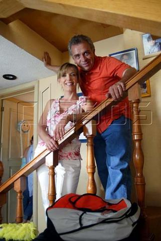 lauraflores2890ne - Laura Flores