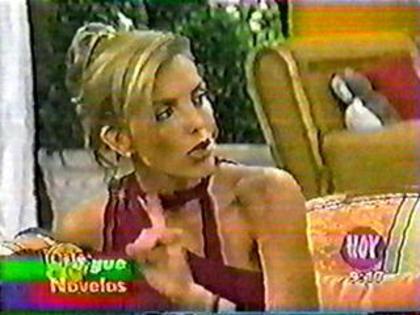 lauraflores3160et - Laura Flores