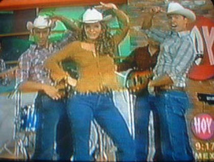 lauraflores3220kp - Laura Flores