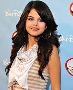 Selena Gomez poza 2