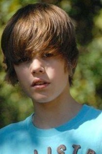 Justin_Bieber_1260102782_2 - Poze cu Justin Bieber