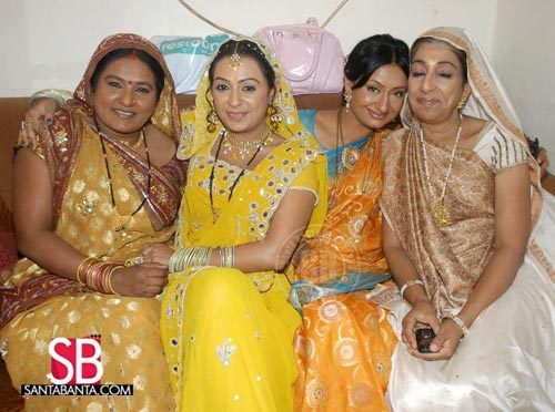 25572784_BBFWBKANX - culoarea fericirii