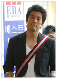 4.Ji Jin Hee