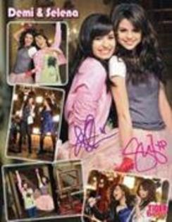 33685662_JBKNBBTMX - poze selly si demi glittery