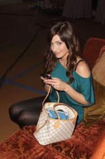images (49) - Lisette Morelos