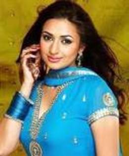 images (14) - Divyanka Tripathi