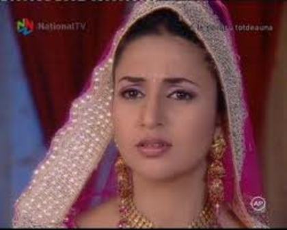 images (27) - Divyanka Tripathi