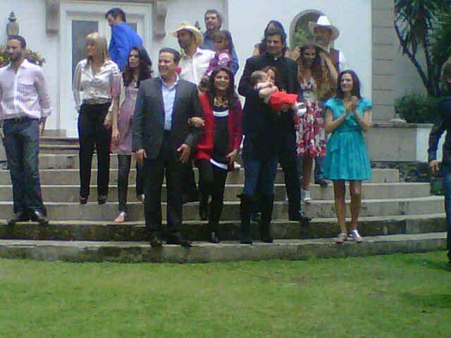 8gwmk - Maite Perroni