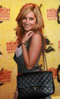 37341391_AMZVNACKZ - ashley tisdale