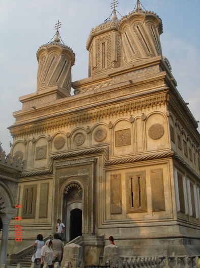 Manastirea Curtea de Arges - Calatorii prin Romania