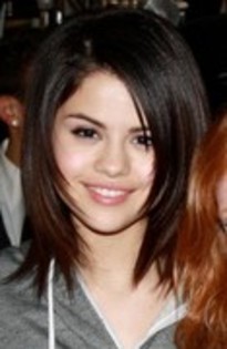 37530018_MCOIIOEHW - poze cool selena gomez rare