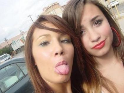 tumblr_kz1adycy161qadbw2o1_500 - demi lovato poze rare