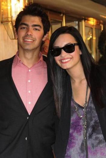 tumblr_kz008i6cjz1qadbw2o1_500 - demi lovato poze rare