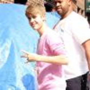 VWnd0T238146-01 - justin bieber si selena