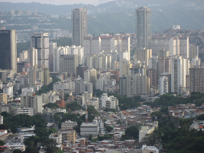 Caracas - ZGARIE NORI