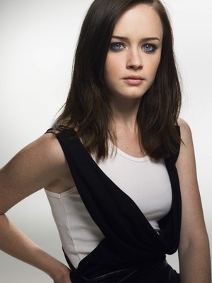 alexis-bledel-198411l-poza - Alexis Bledel