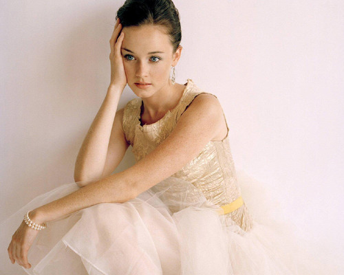 alexis-bledel-567912l-poza