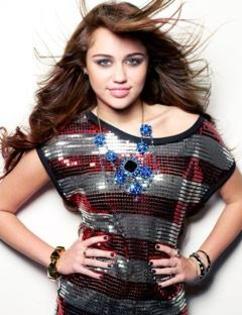 miley-cyrus-seventeen-magazine-photo-shoot-2 - Photoshoot Miley Cyrus