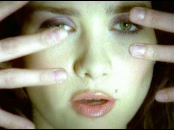 bscap0659kx - Muneca Brava