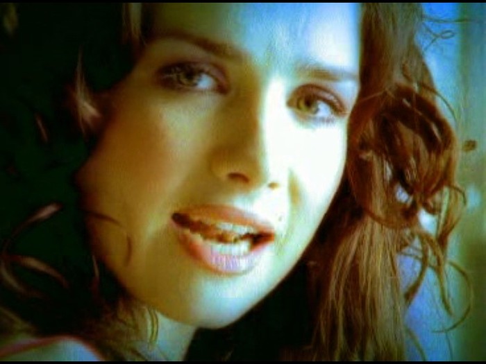 bscap1771ew - Muneca Brava