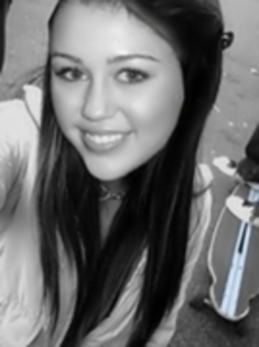 12190315_JPEBBSOSM - poze miley rare