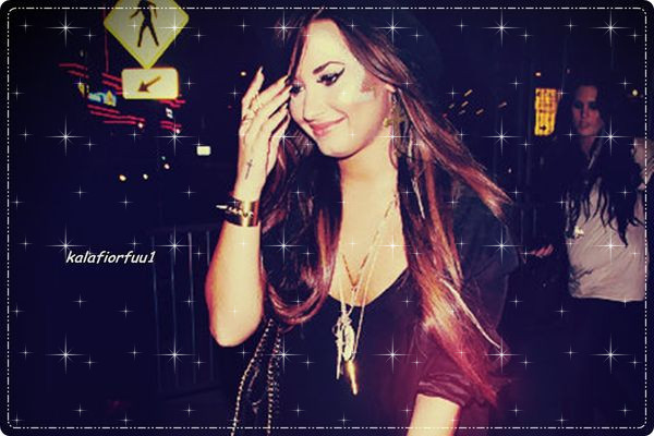 Imi esti ca un frate pe care nu l-am avut! [si-l imbratisa]