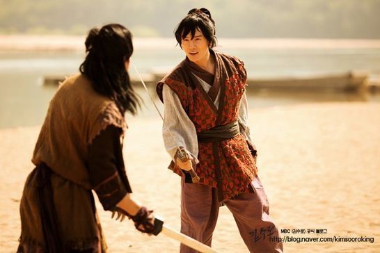 cs01069728058281 - Legendele palatului Kim Suro regele de fier