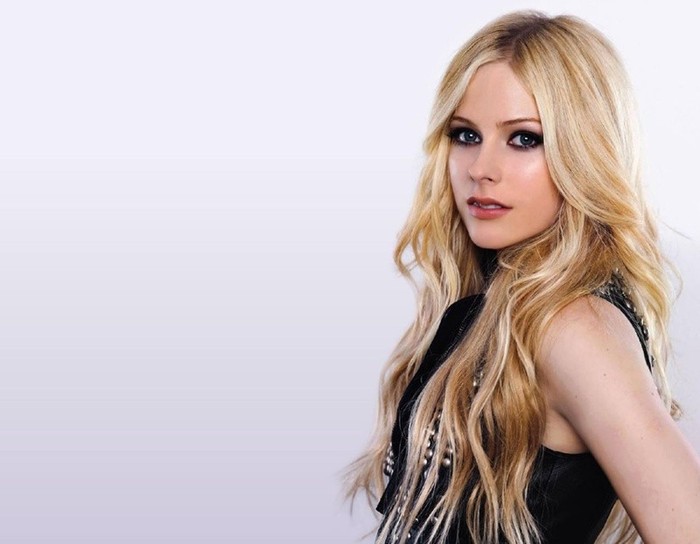 avril-lavigne-791860l - Avril Lavigne