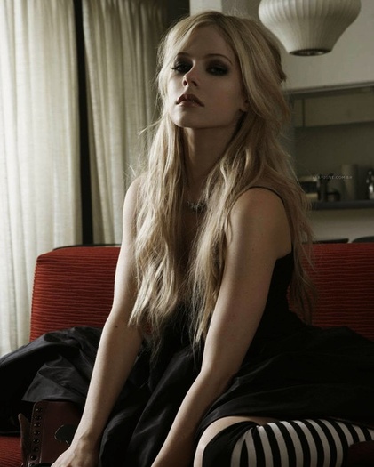 avril-lavigne-808681l