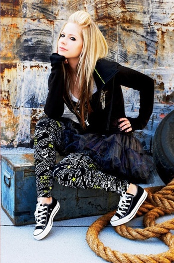 avril-lavigne-816272l - Avril Lavigne