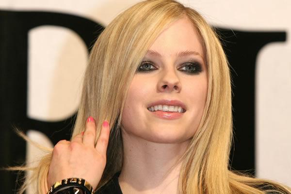 avril-lavigne-954714l - Avril Lavigne