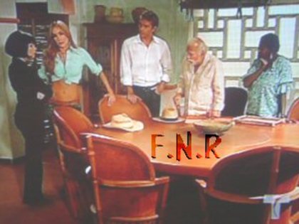 dsc003482rh2um - Natasha  Klauss