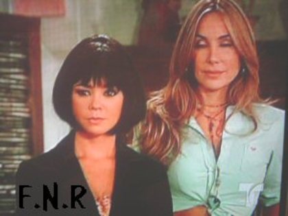 dsc003507ew1zl - Natasha  Klauss