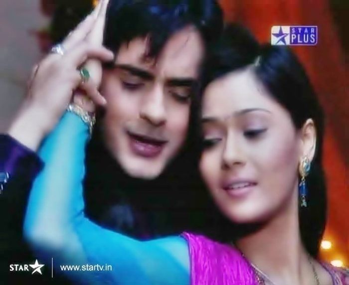 164478_178902448794942_152216818130172_548106_1802239_n - xxSara Khan si Angad Hasija-Sadhna si Alekhxx